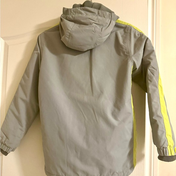 Kids winter jacket. Kids snow jacket. Size M (10-12), brand Lands End. - Picture 3 of 12